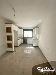 شقة - غرفتين - غير مفروشة - للبيع / 40.000 دولار