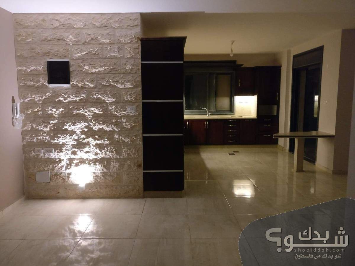 شقة للبيع ثلاث غرف رام الله والبيرة شو بدك من فلسطين؟