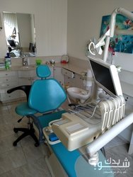 العيادة التخصصية لطب وجراحة اللثة وزراعة الاسنان