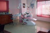 عيادة بلسم لطب وزراعة الاسنان