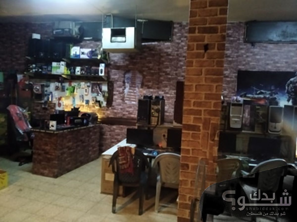 محل بخلو مع اجهزة كمبيوتر بنص البلد شو بدك من فلسطين؟ محل بخلو مع اجهزة كمبيوتر بنص البلد شو بدك من فلسطين؟